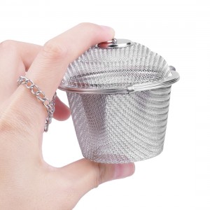 Stainless Mesh Tea Ball Strainer Extended Chain Hook to Brew Loose Leaf Tea Spices & Seasonings M